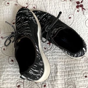 Skechers Bobs Black Sneakers 9, GUC